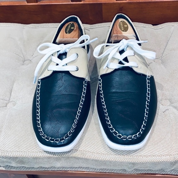 Tum Evans England Boat Shoes. - Picture 4 of 11